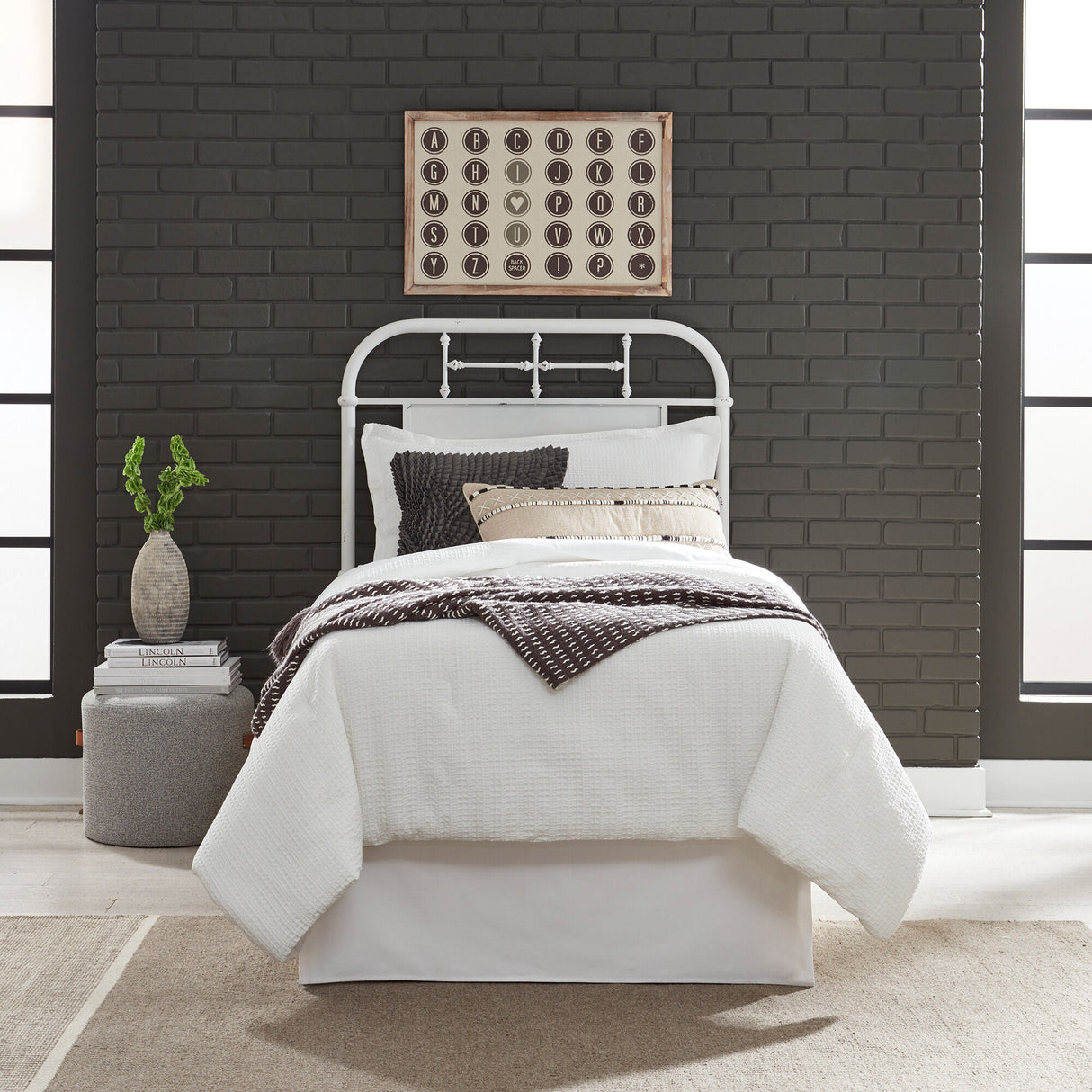 Vintage Headboard - QK1022674_LIBF_LF1_RM