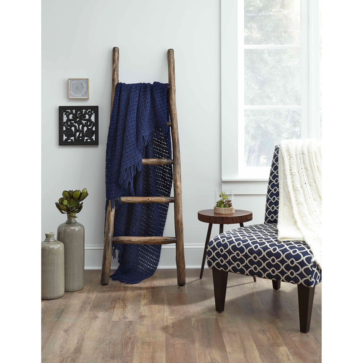 Millie Blanket Ladder - QK1025425_PROG_LF1_RM