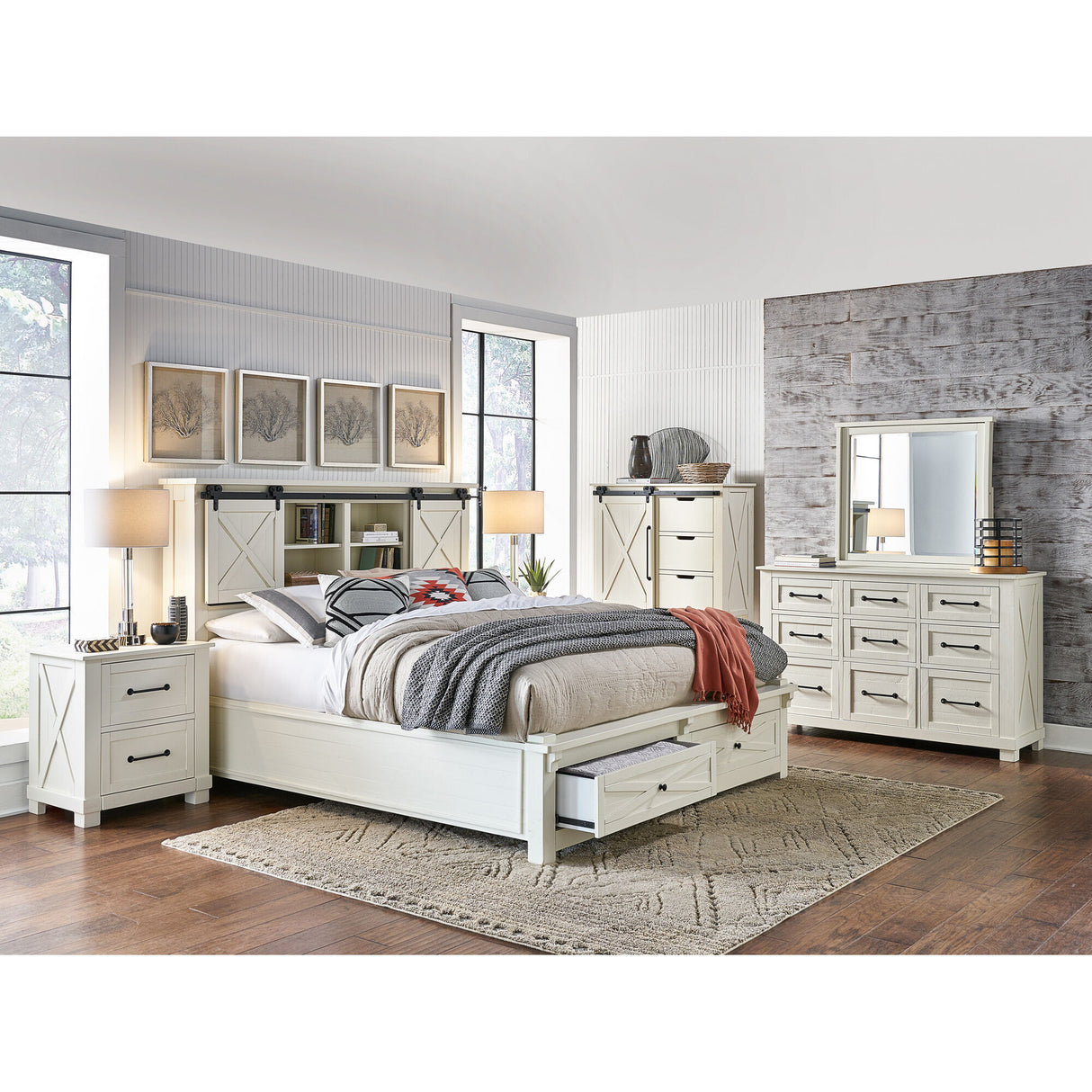 Sun Valley Storage Bed - QK1026796_AAME_LF1_RM