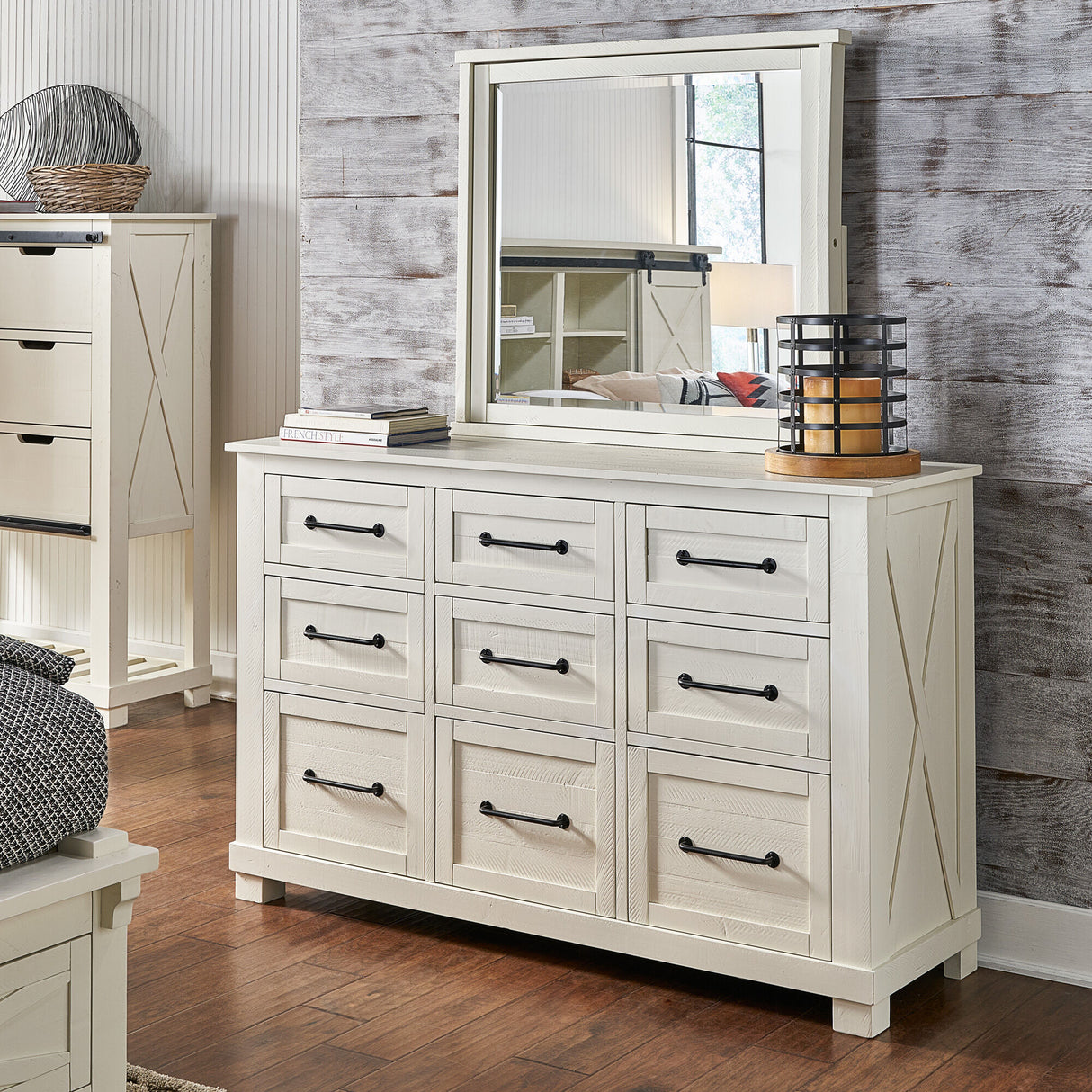 Sun Valley Dresser - QK1026806_AAME_LM1_RM