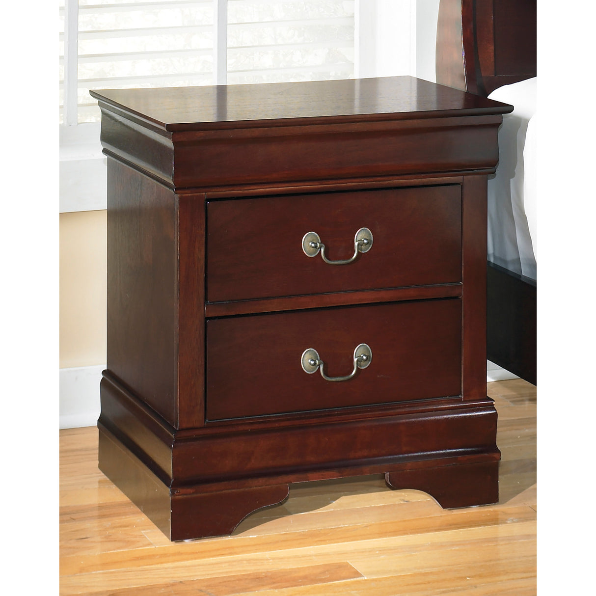 Alisdair Nightstand