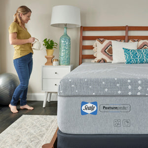 Sealy Posturepedic Paterson Medium Memory Foam Mattress in a Box - QK1034986_SEAL_LF3_RM