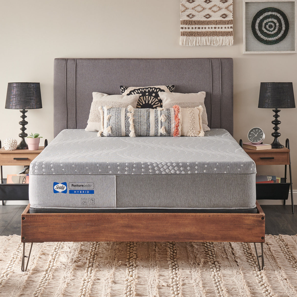 Sealy Posturepedic Paterson Medium Hybrid Mattress - QK1035018_SEAL_LF1_RM