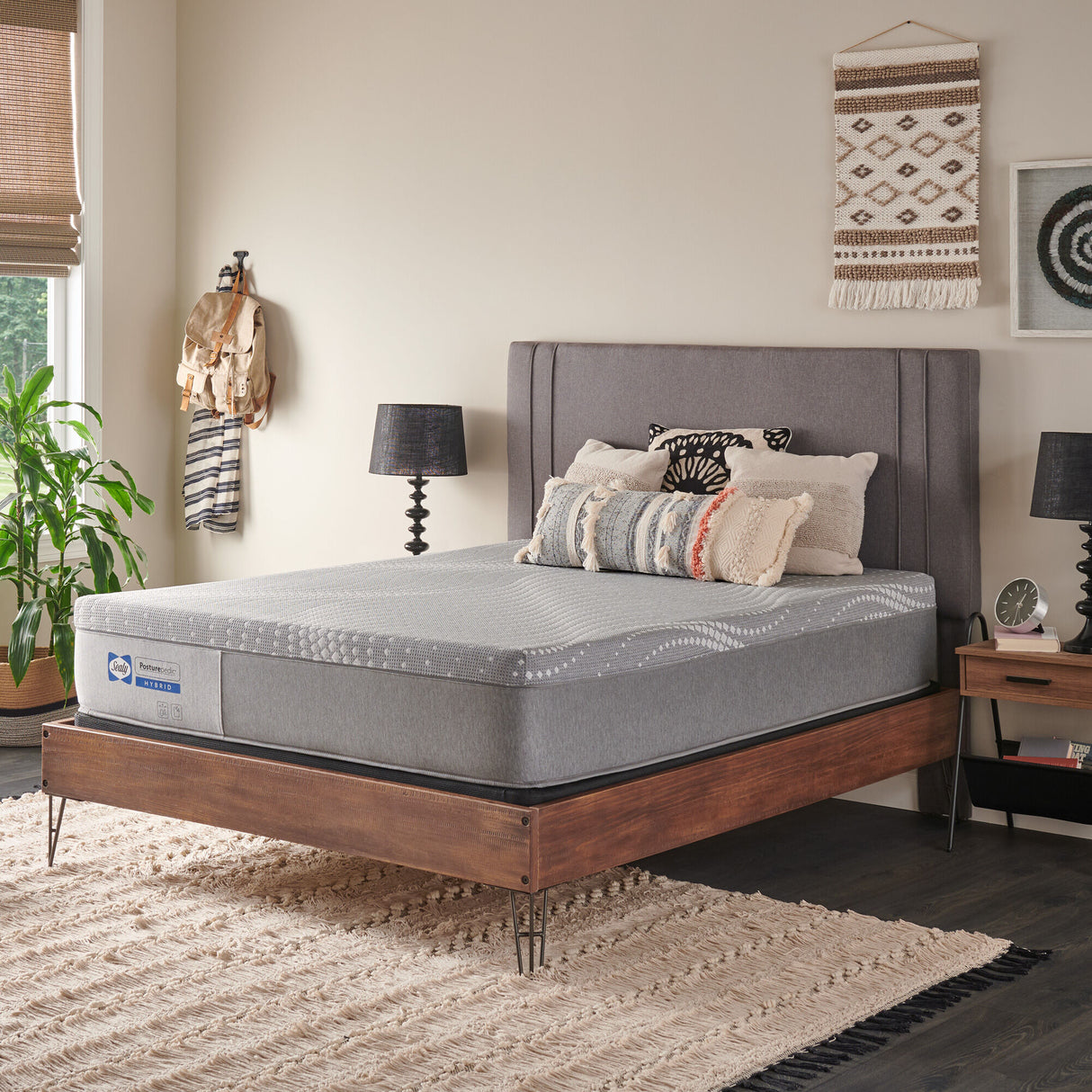 Sealy Posturepedic Paterson Medium Hybrid Mattress - QK1035020_SEAL_LF2_RM