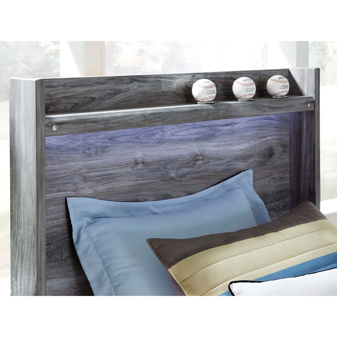 Baystorm Panel Bed - QK1037974_ASHL_IS2_OL