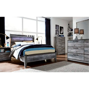 Baystorm Panel Bed - QK1037975_ASHL_LF1_RM