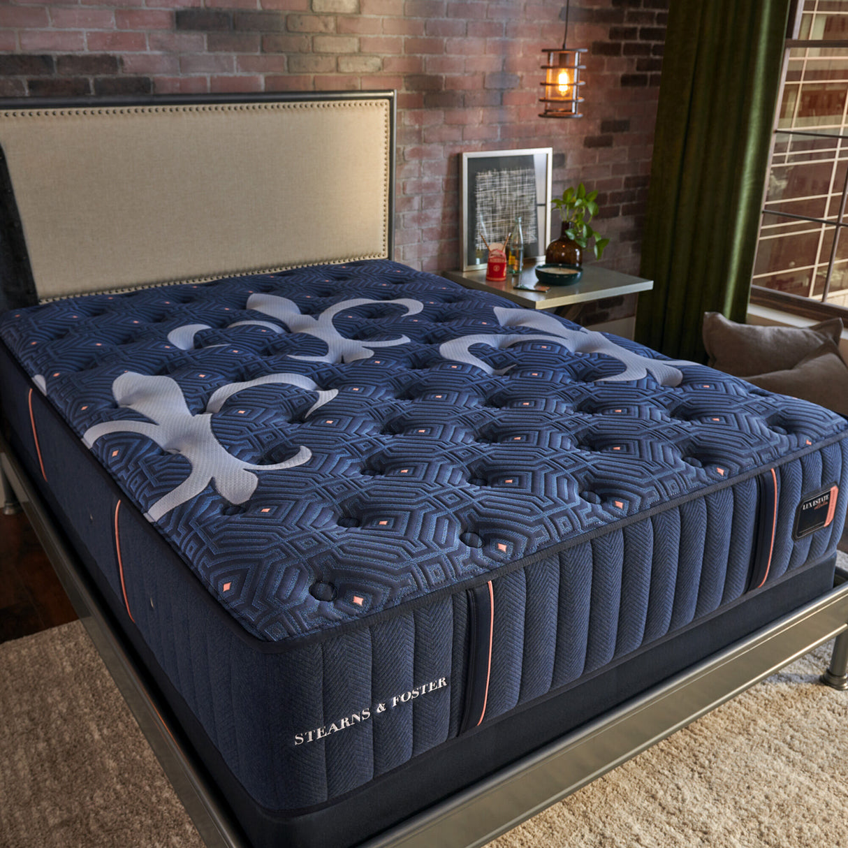 Stearns and Foster Lux Estate Ultra Firm Mattress - QK1061183_STER_LF1_RM