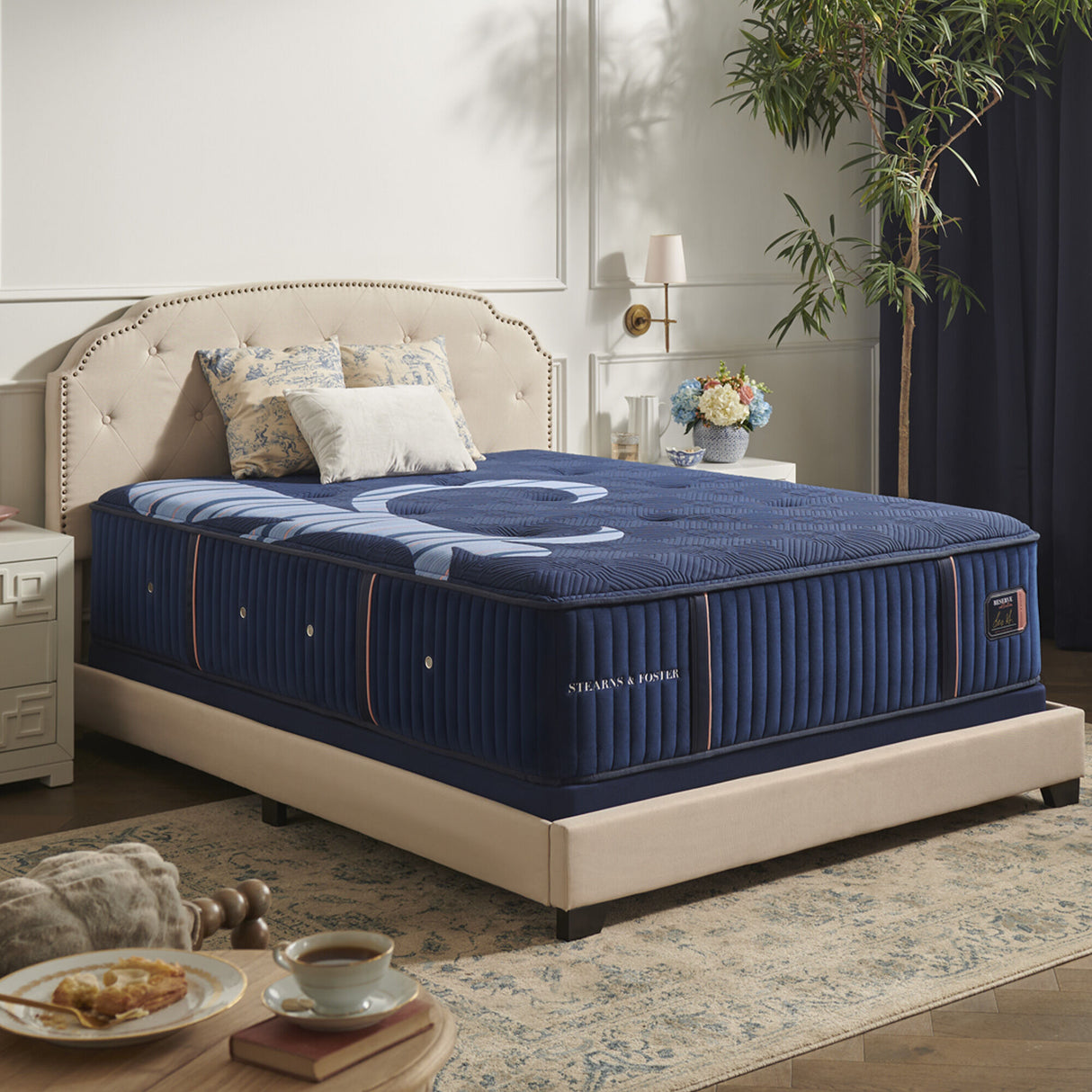 Stearns and Foster Reserve Medium Mattress - QK1061239_STER_LF1_RM