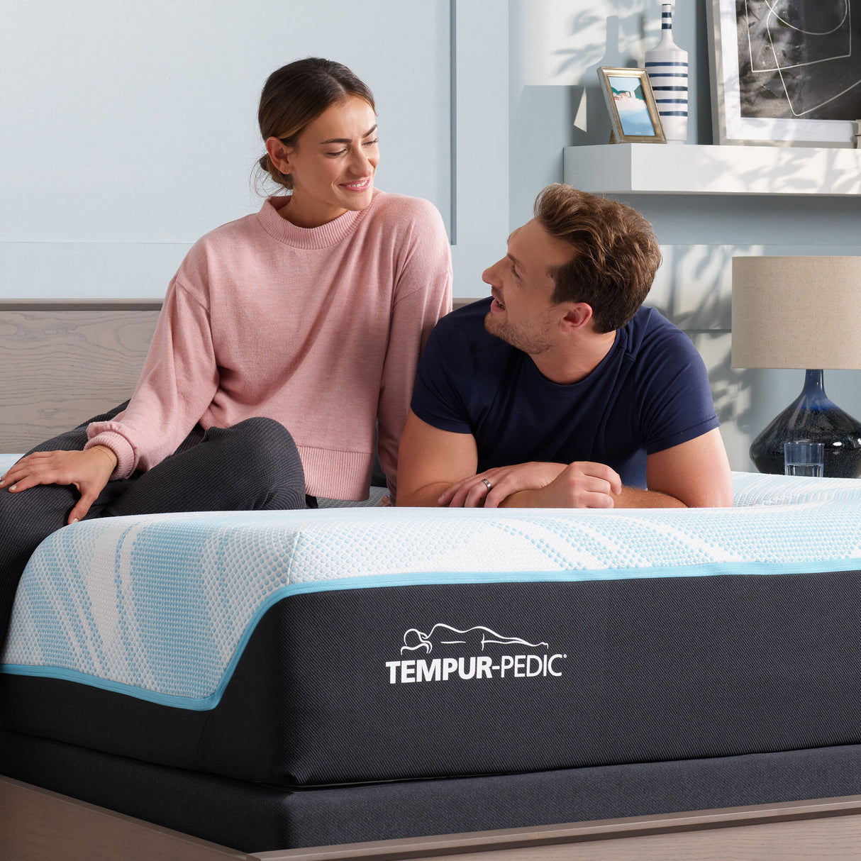 Tempur-Pedic TEMPUR-Luxe Breeze 2 Firm Mattress - QK1066605_TEMU_LF2_RM