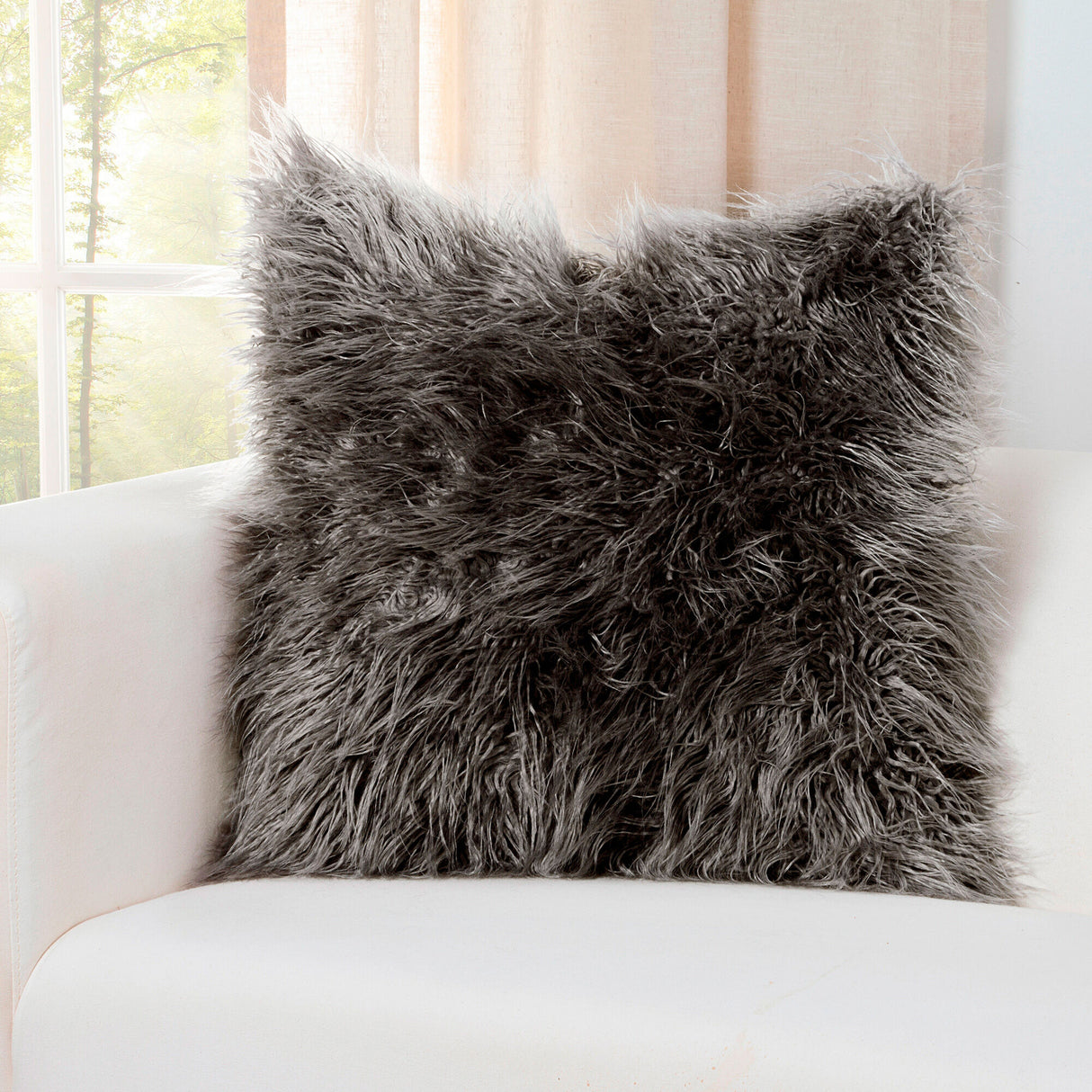 Llama 16 Inch Feather Pillow - QK1082001_SISO_LF1_RM