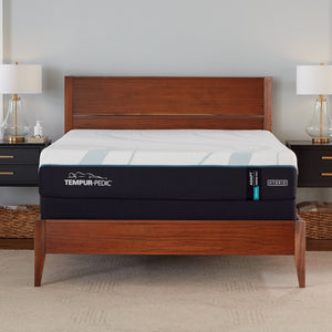 Tempur-Pedic TEMPUR-Adapt 2 Medium Hybrid Mattress - QK1088426_TEMU_LF1_RM