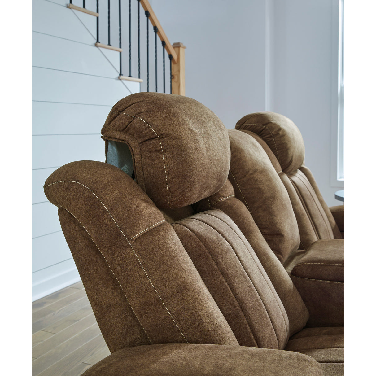 Wolfridge Power Reclining Loveseat - QK1089171_ASHL_IS3_OL