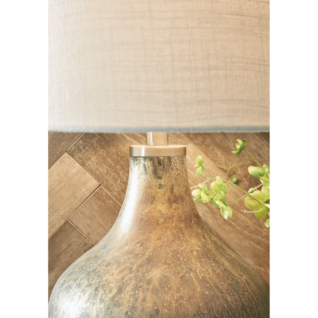 Mari Table Lamp - QK1089675_ASHL_IS1_OL