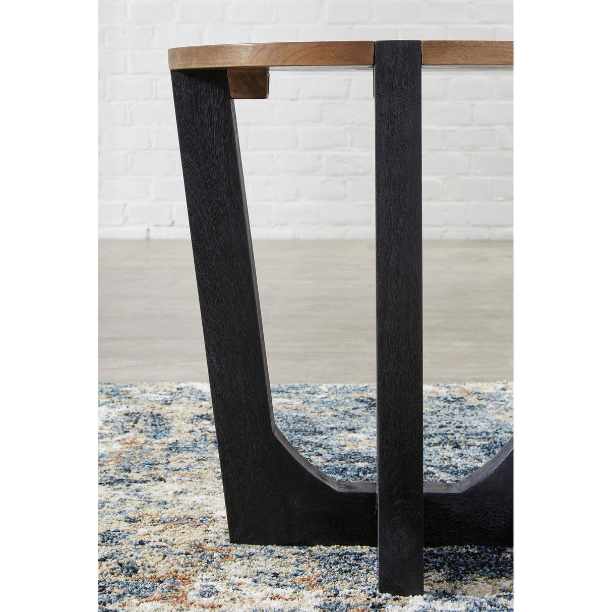 Hanneforth End Table - QK1090394_ASHL_IS1_OL