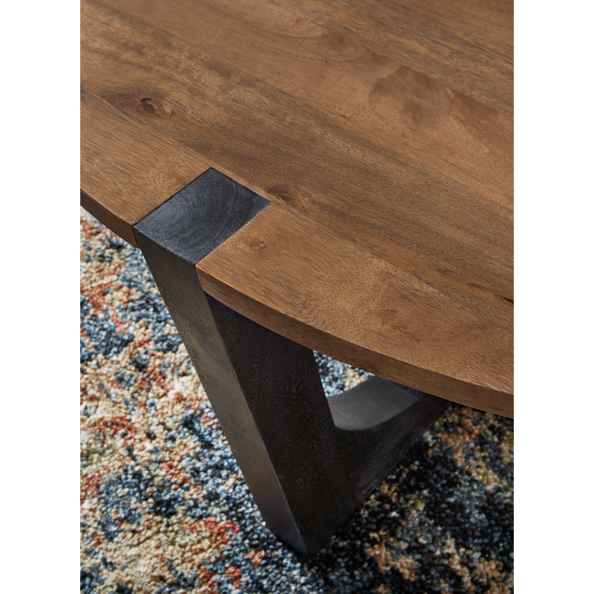 Hanneforth Coffee Table - QK1090395_ASHL_IS1_OL