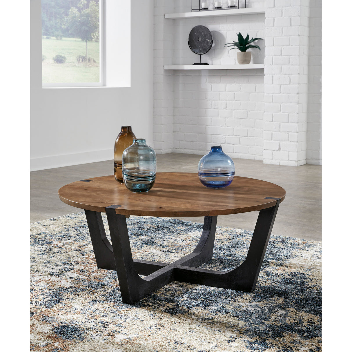 Hanneforth Coffee Table - QK1090395_ASHL_LF1_RM