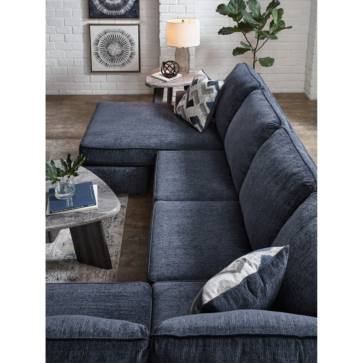 Albar Place 2 Piece Left Sofa Chaise Sectional - QK1090753_ASHL_LF4_RM