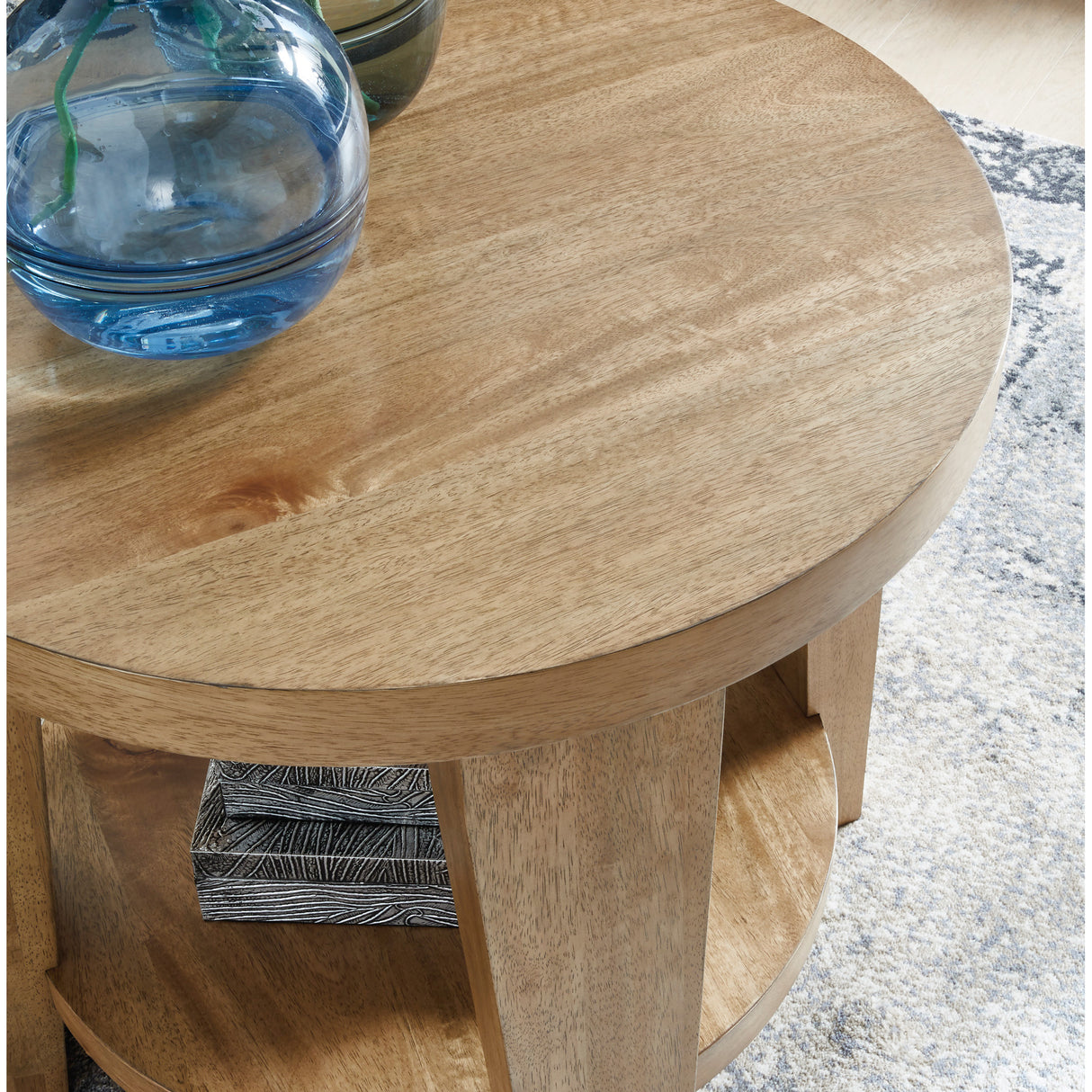 Kristiland End Table - QK1091065_ASHL_IS1_OL