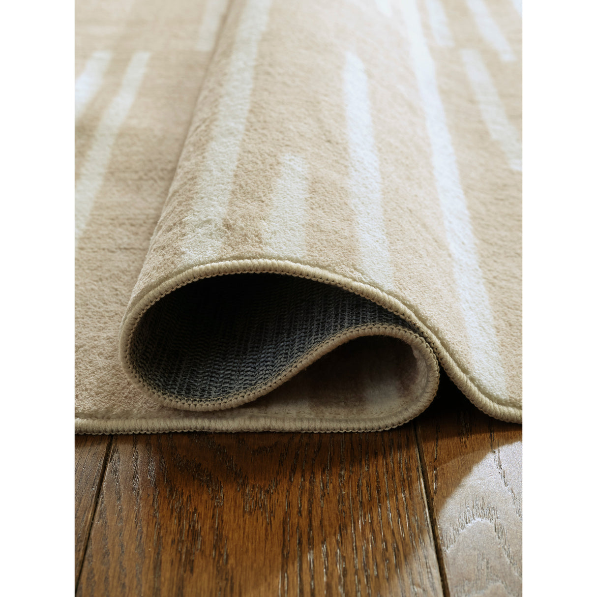 Ardenville Rug - QK1092490_ASHL_IS1_OL