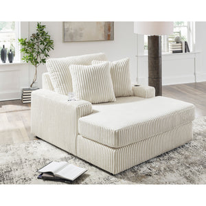 Lindyn Chaise - QK1094623_ASHL_LF2_RM