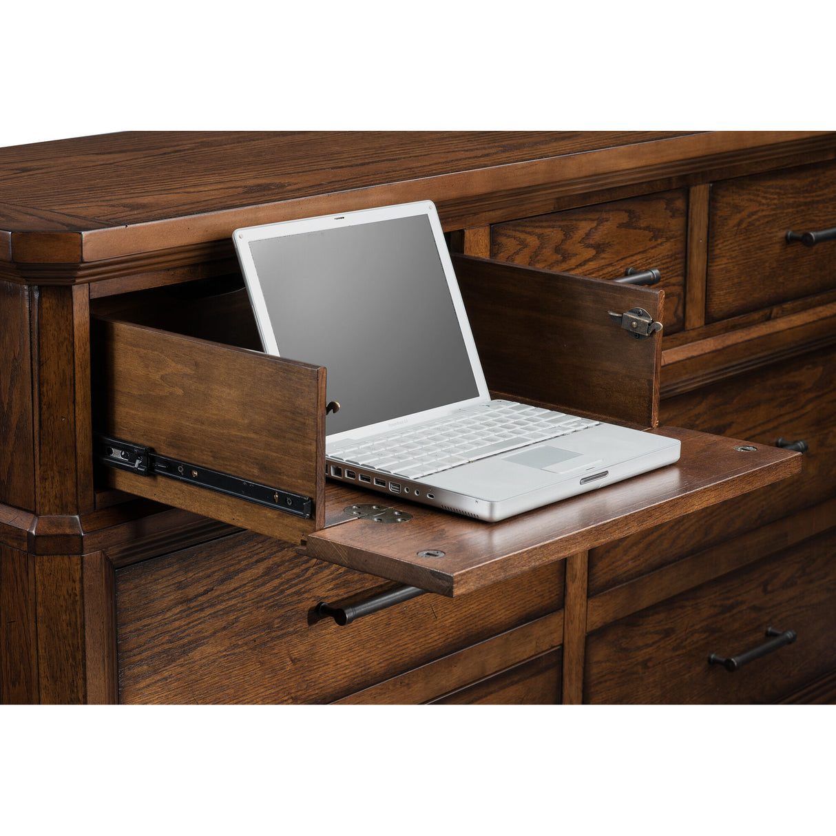 Acorn Hill Dresser - QK986543_DAVI_IS2_RM