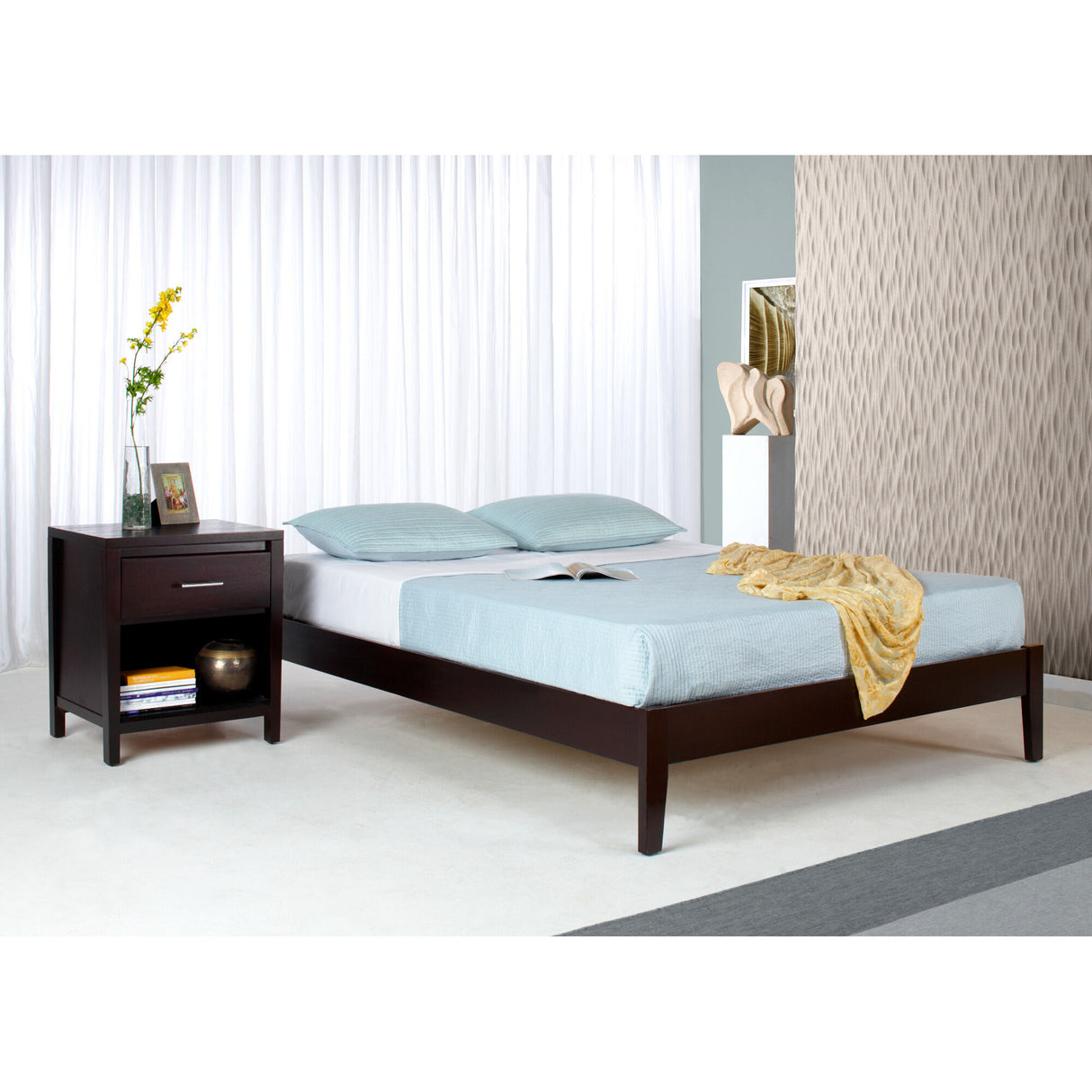 Nevis Platform Bed - QK989829_MODU_LF2_RM