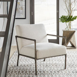 Ryandale accent chair in living room