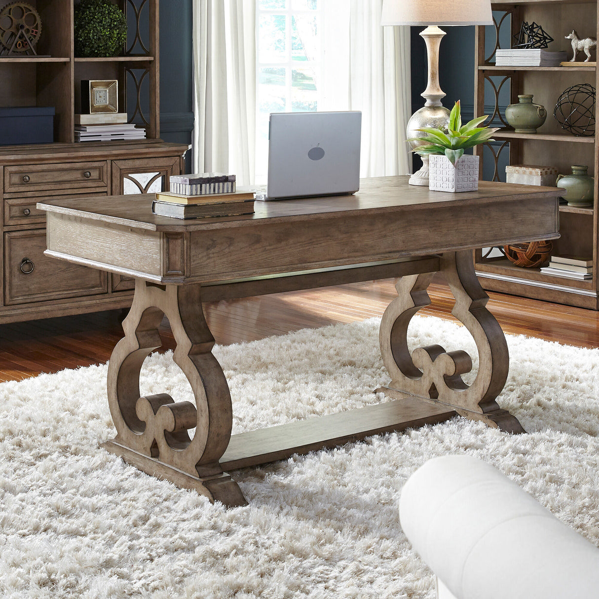 Simply Elegant Writing Desk - QK1034532_LIBF_LF1_RM