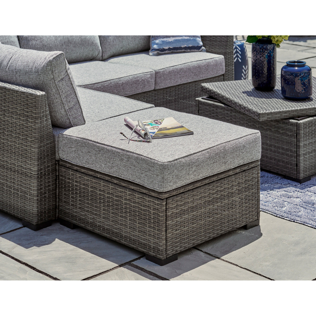 Petal Road 4 Piece Patio Room Group - QK1085370_ASHL_IS1_OL