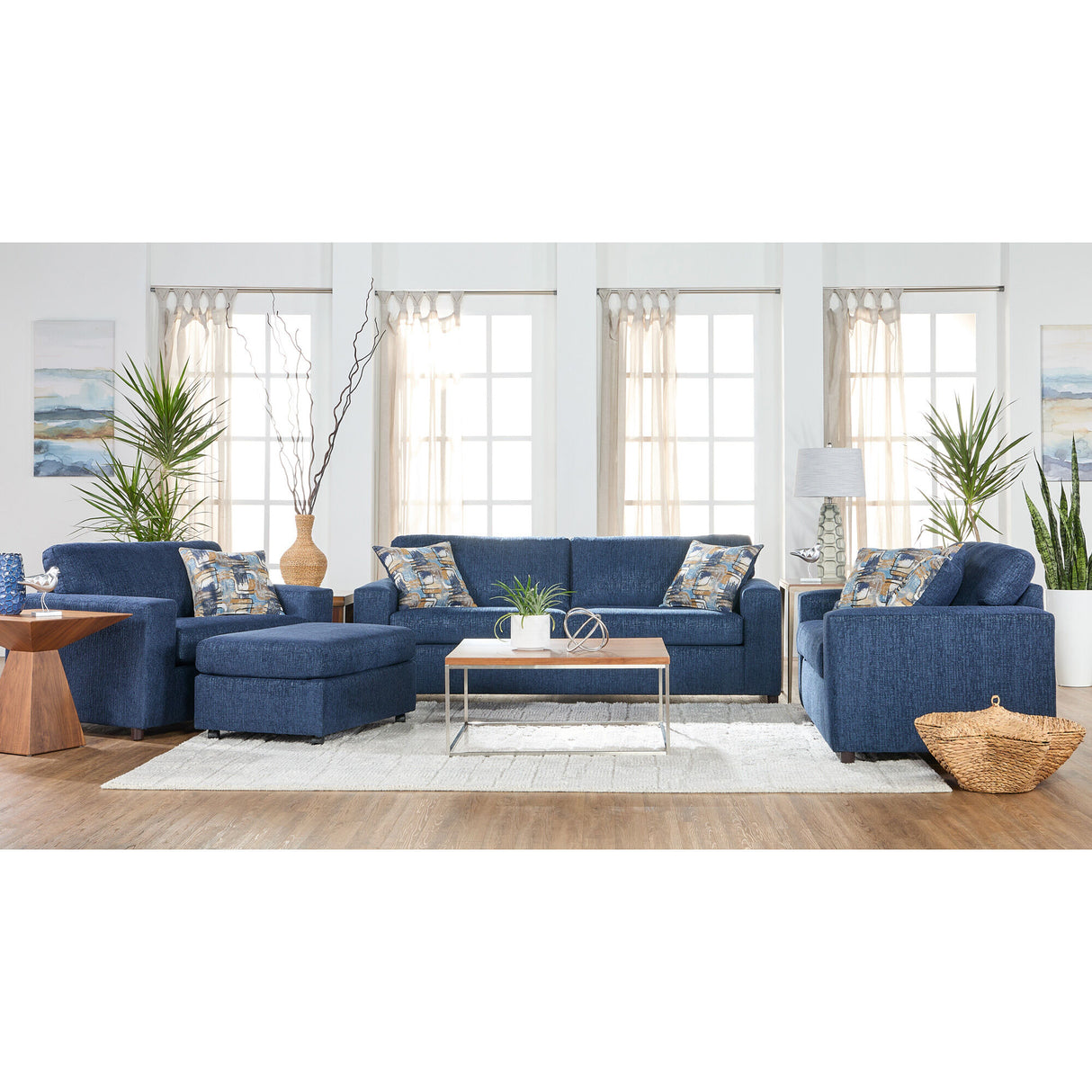 Gio Loveseat - QK1087761_HUGH_LF1_RM